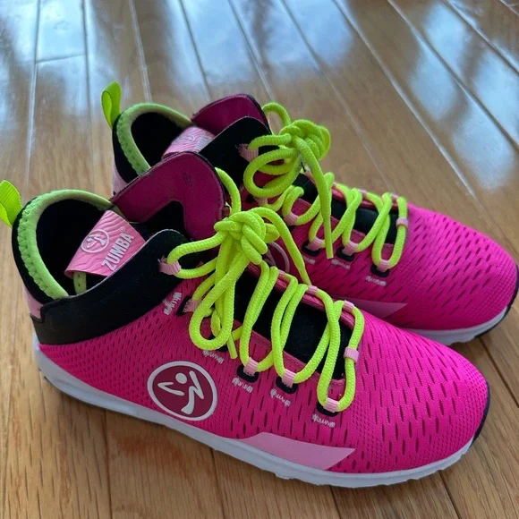 Zumba Fitness Hot Pink Air Funk Dance Sneakers - Size 6 - Picture 3 of 7